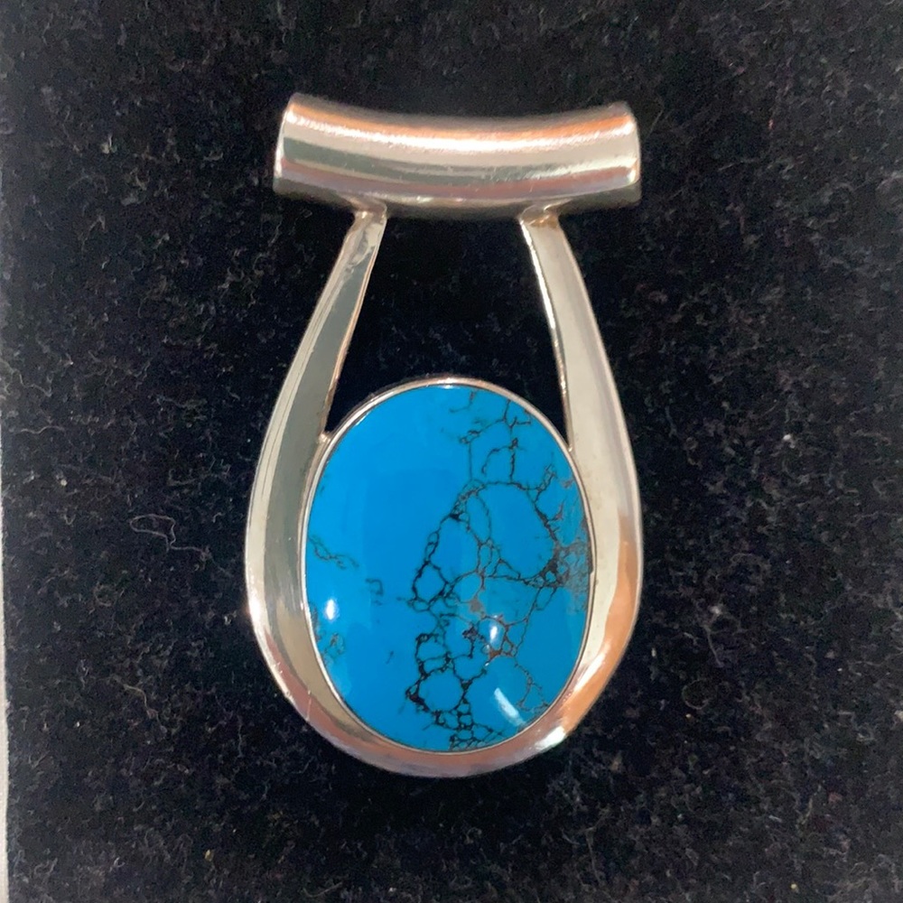 TURQUOISE STERLING PENDANT - Picture 2 of 7